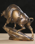 Bucking Bull Sculpture Handmade Resin Bison Statue Room Wildlife Decor Office Mascot Ornament Birthday Gift and Craft Souvenir